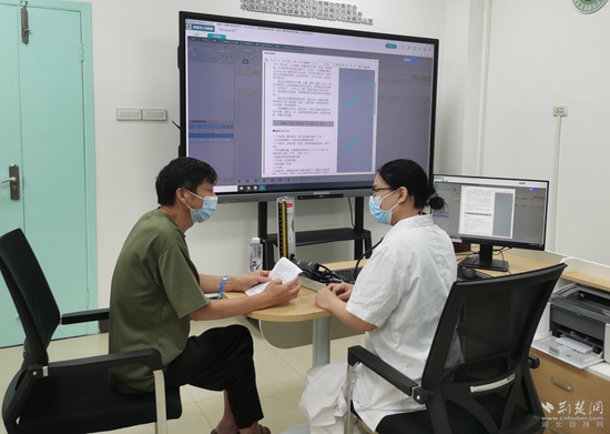 聚焦全生命周期管理，開具“治療處方”和“健康處方”“雙處方”（攝影：陳影）.jpg